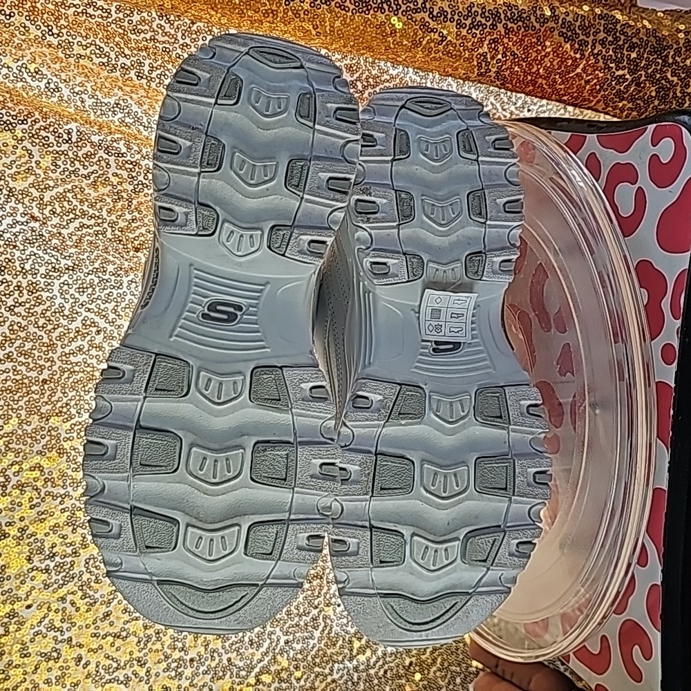 B Skechers D-Lites-New Scene White Silver Women LifeStyle Casual Shoes - Picture 8 of 11
